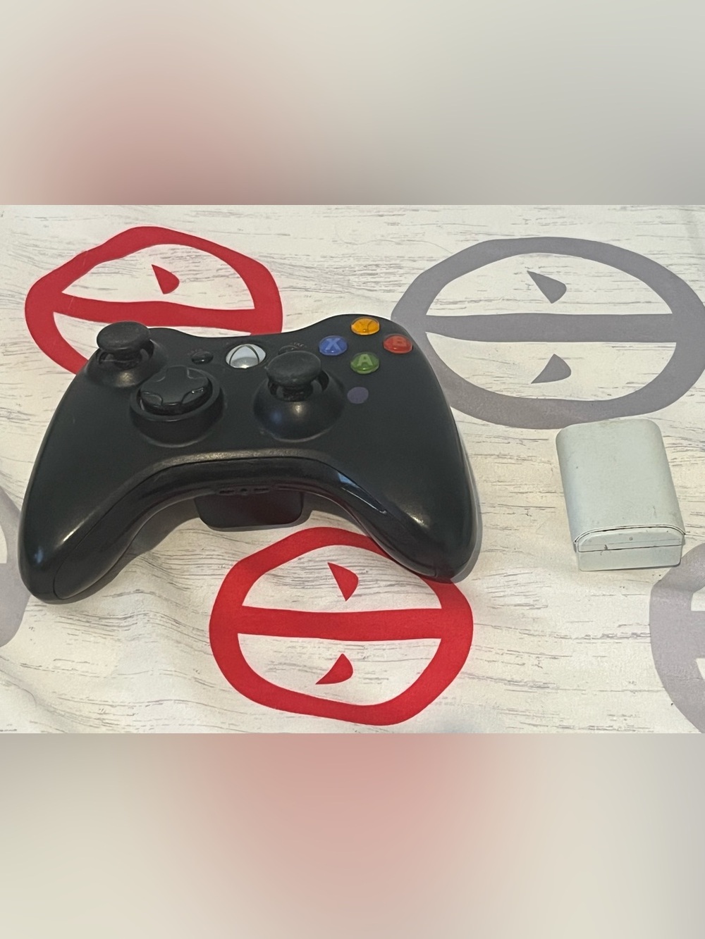 Official Microsoft Xbox 360 Wireless Controller + Rechargeable Battery Pack